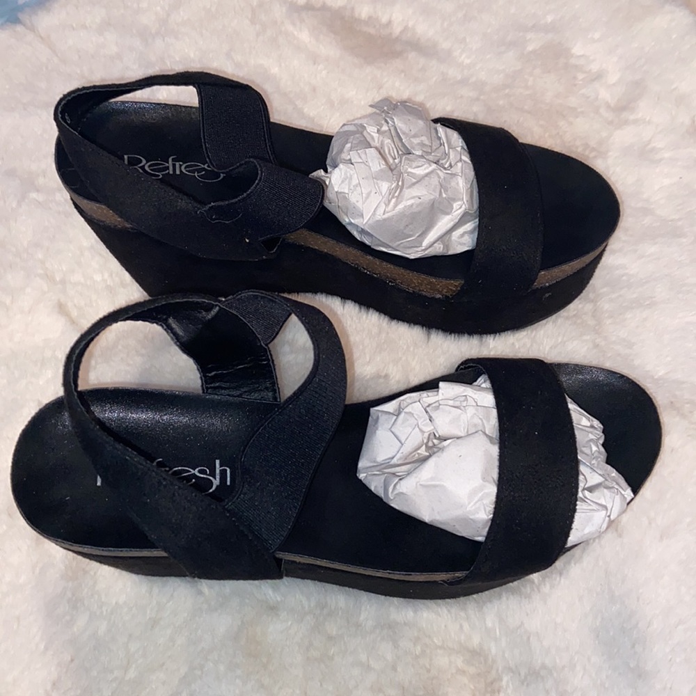 NIB/ Very sexy wedge sandals - Picture 3 of 11